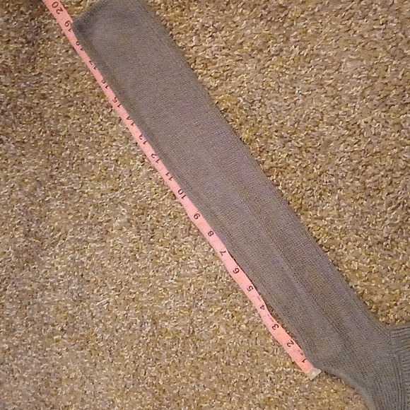 Pink Republic grey knit cold shoulder size small - Picture 14 of 14